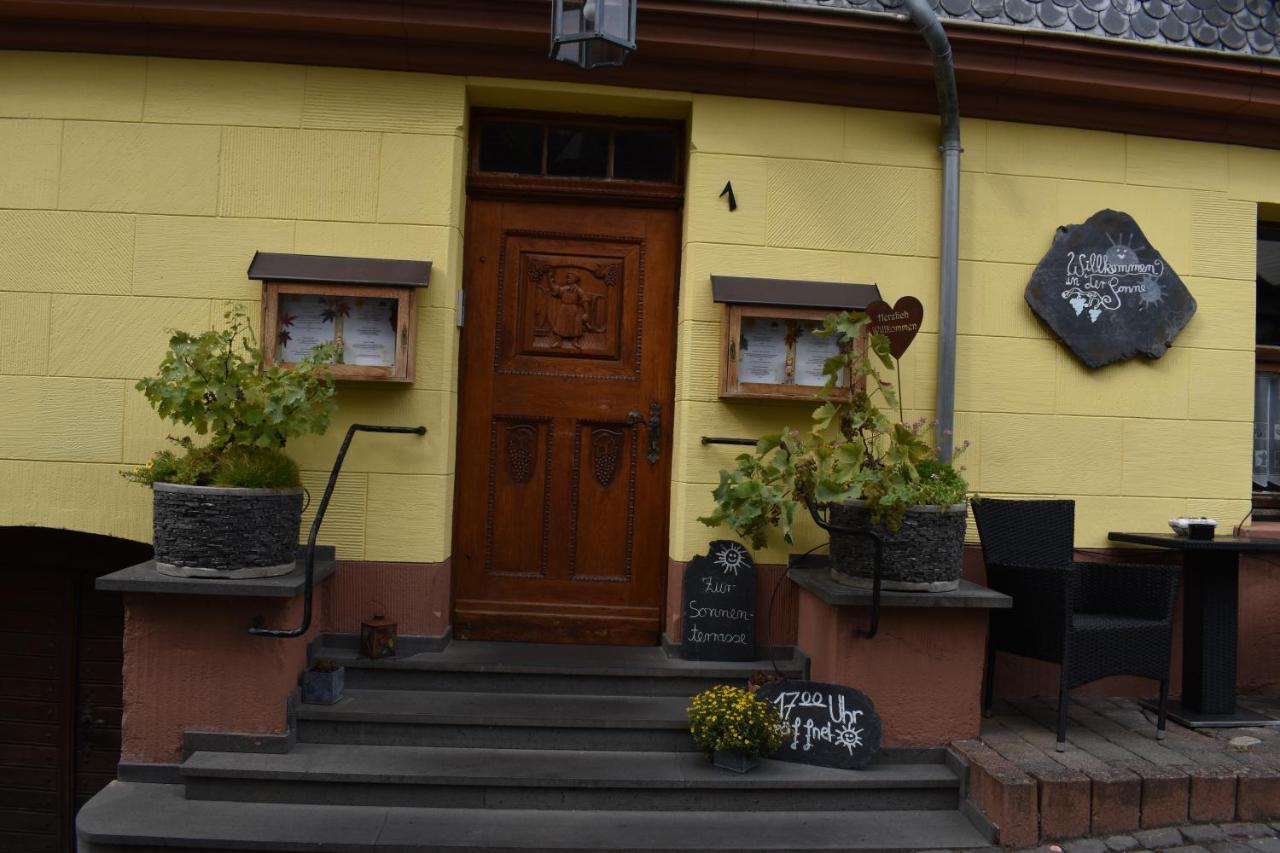 Landgasthof Zur Sonne Enkirch Bagian luar foto