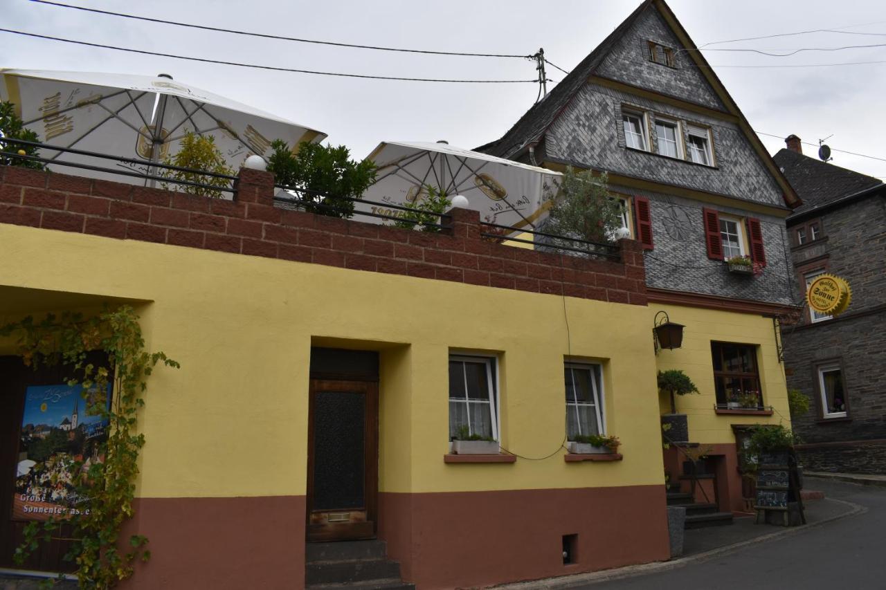 Landgasthof Zur Sonne Enkirch Bagian luar foto